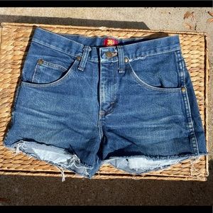 Vintage 90’s Wrangler shorts